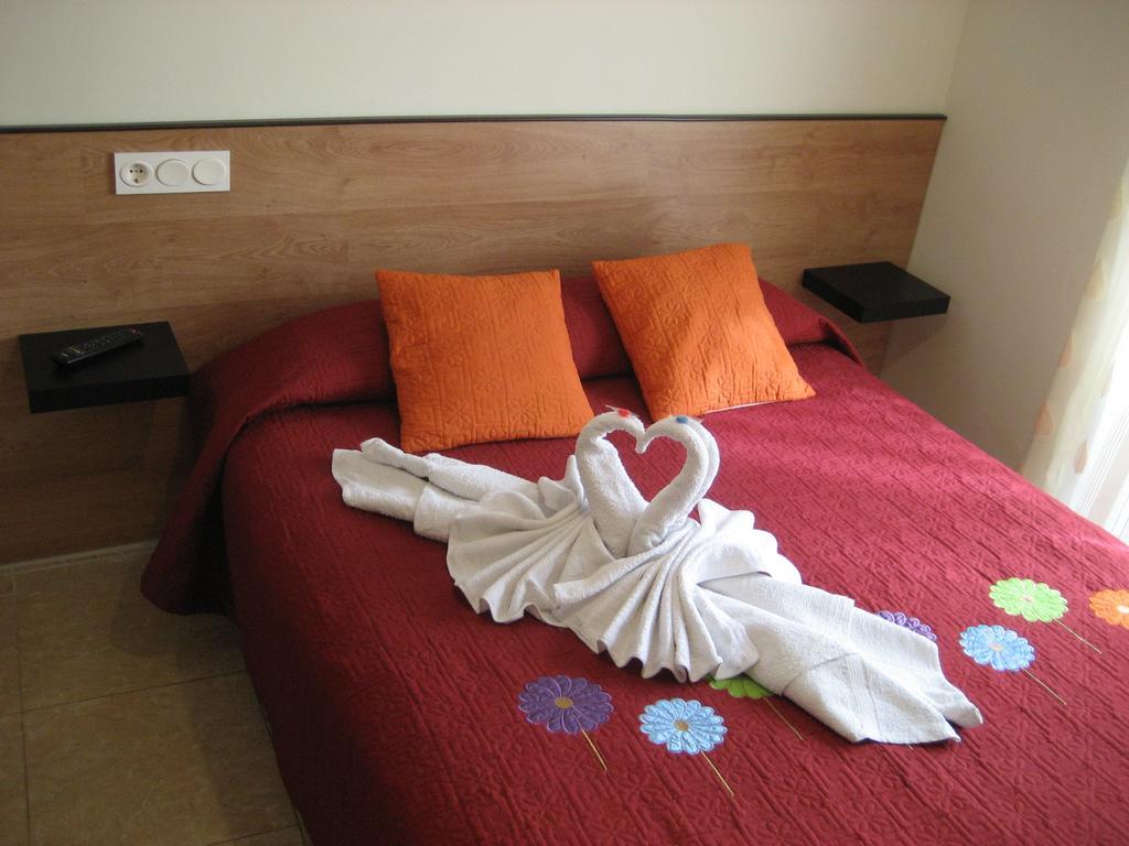 מדריד Hostal Huespedes Toledo חדר תמונה