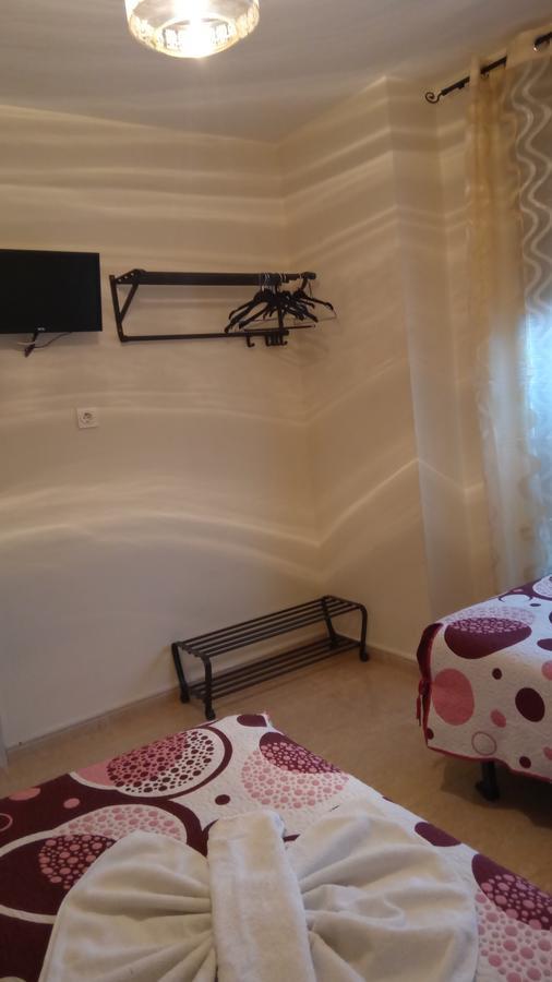 מדריד Hostal Huespedes Toledo מראה חיצוני תמונה